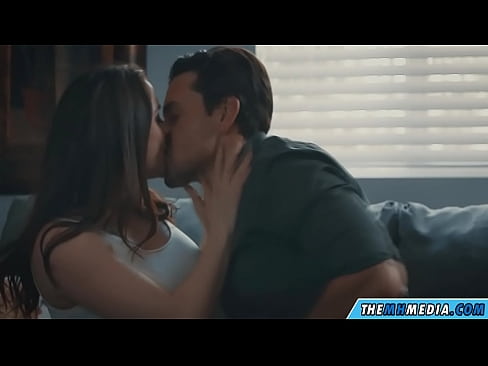 ❤️ Romantičan seks s dobrom prsom mamom Samo porno u pornografiji hr.milf300com.ru ❤