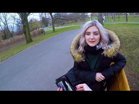 ❤️ Proguta vruću spermu stranca za novac - popuši u parku Eva Elfie Samo porno u pornografiji hr.milf300com.ru ❤